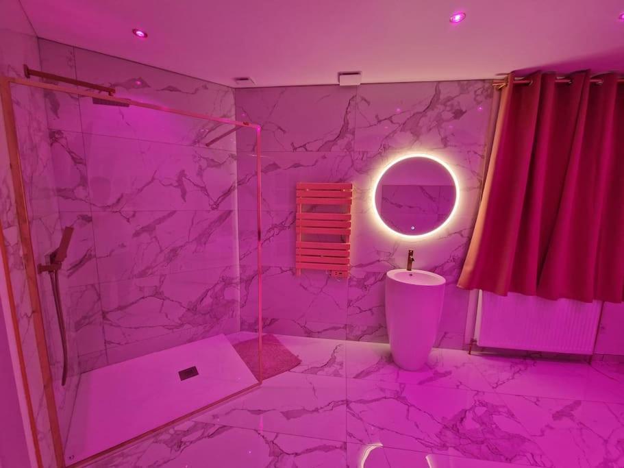 Maison Chic Avec Jacuzzi Nogent Sur Oise Yaospa60 Kültér fotó